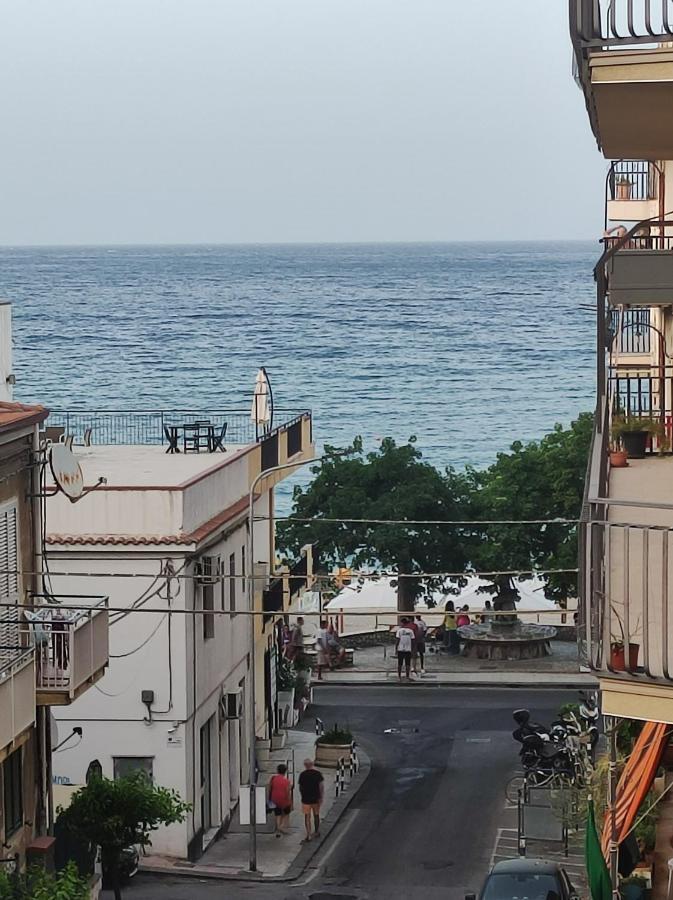 Naxosea Apartment Giardini Naxos Ruang foto